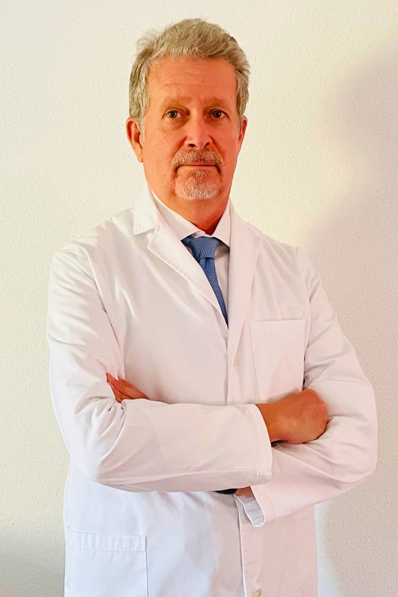 Francisco J. MuÃ±oz Negrete, vicepresidente de la Sociedad EspaÃ±ola de Glaucoma y miembro de la Junta Directiva de la Sociedad EspaÃ±ola de OftalmologÃa. 